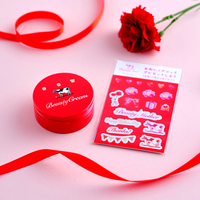 カウブランド赤箱　母の日ビューティクリーム(デコシール付)
